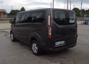 Anteprima foto 4